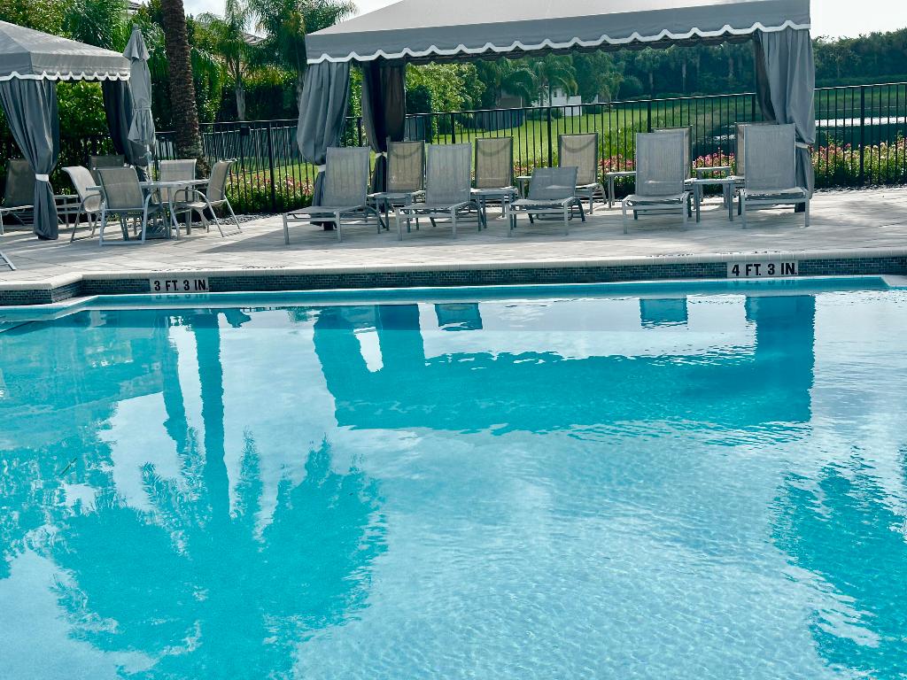 DAKOTA - Residential Lease