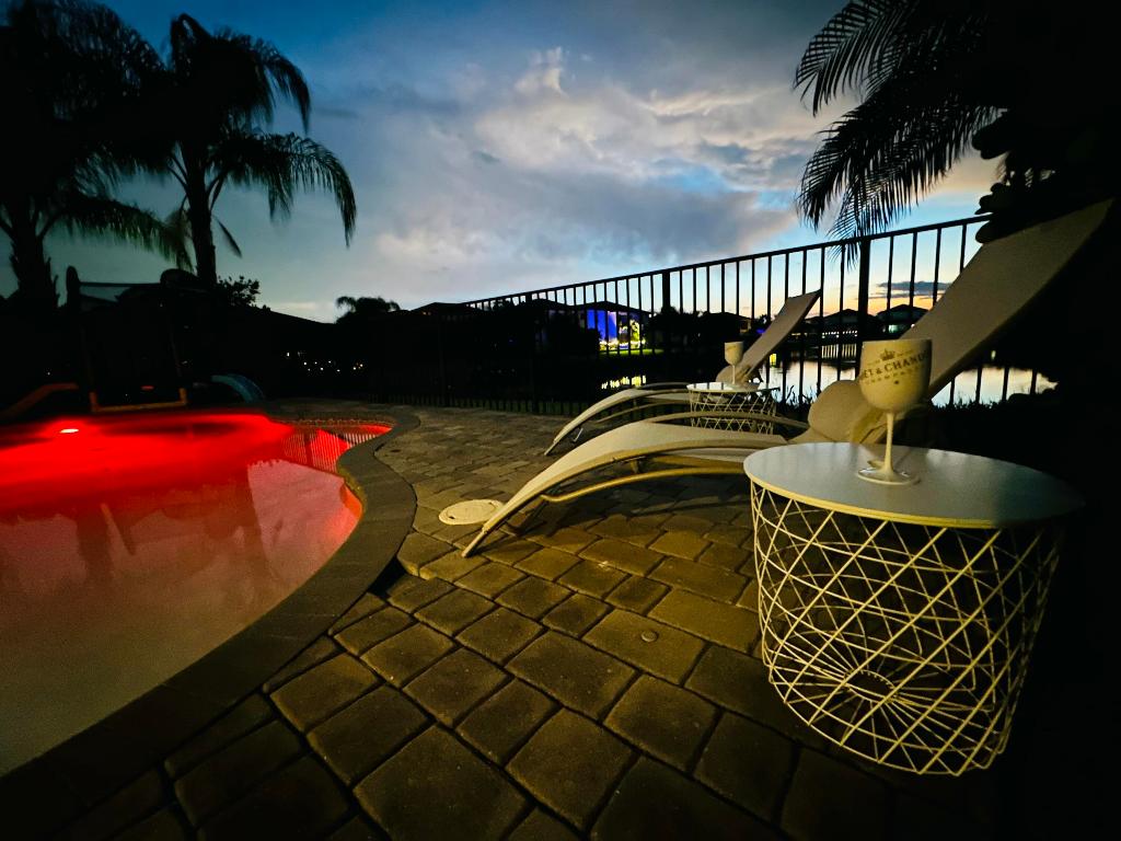 DAKOTA - Residential Lease