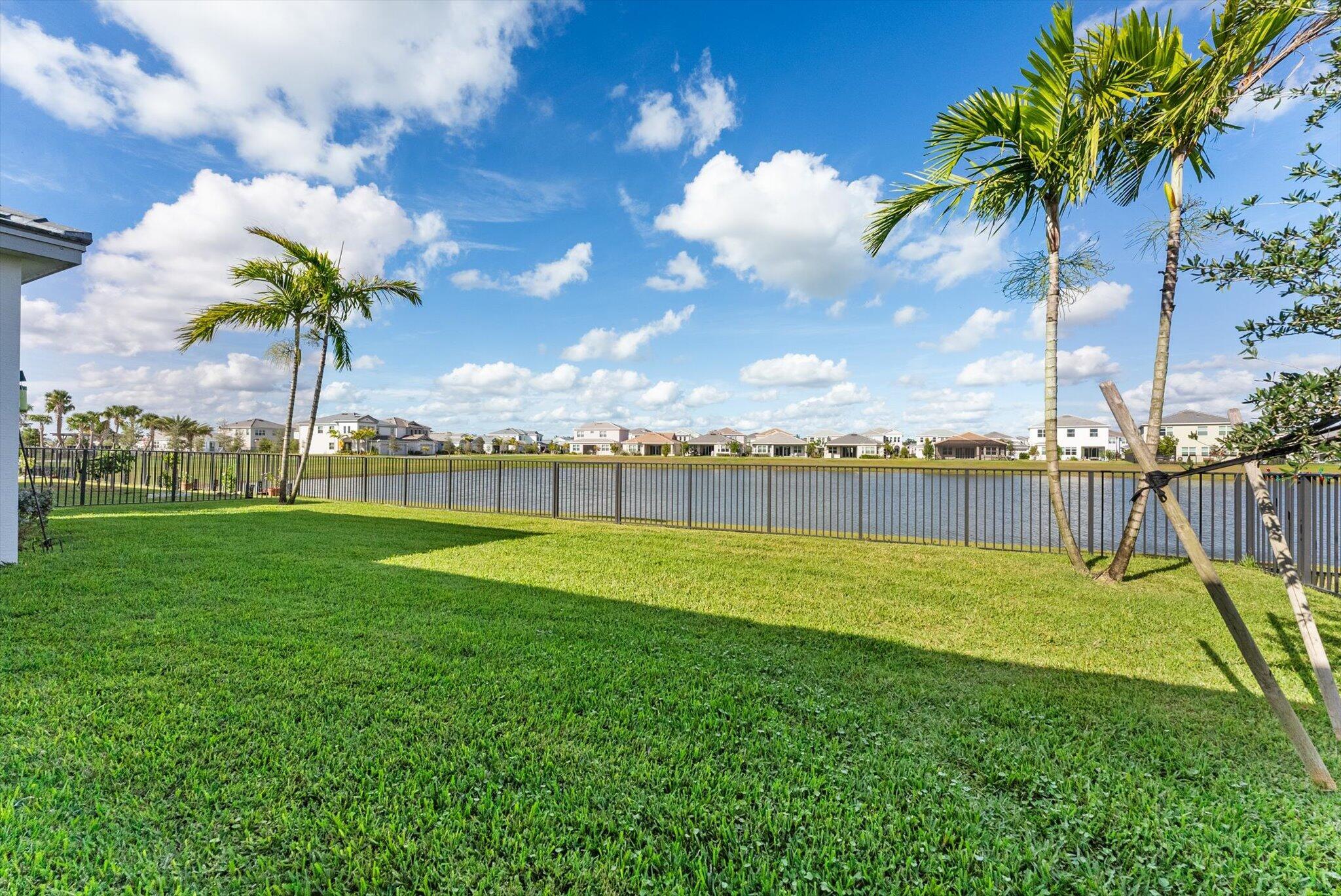 Pines Of Westlake - Residential