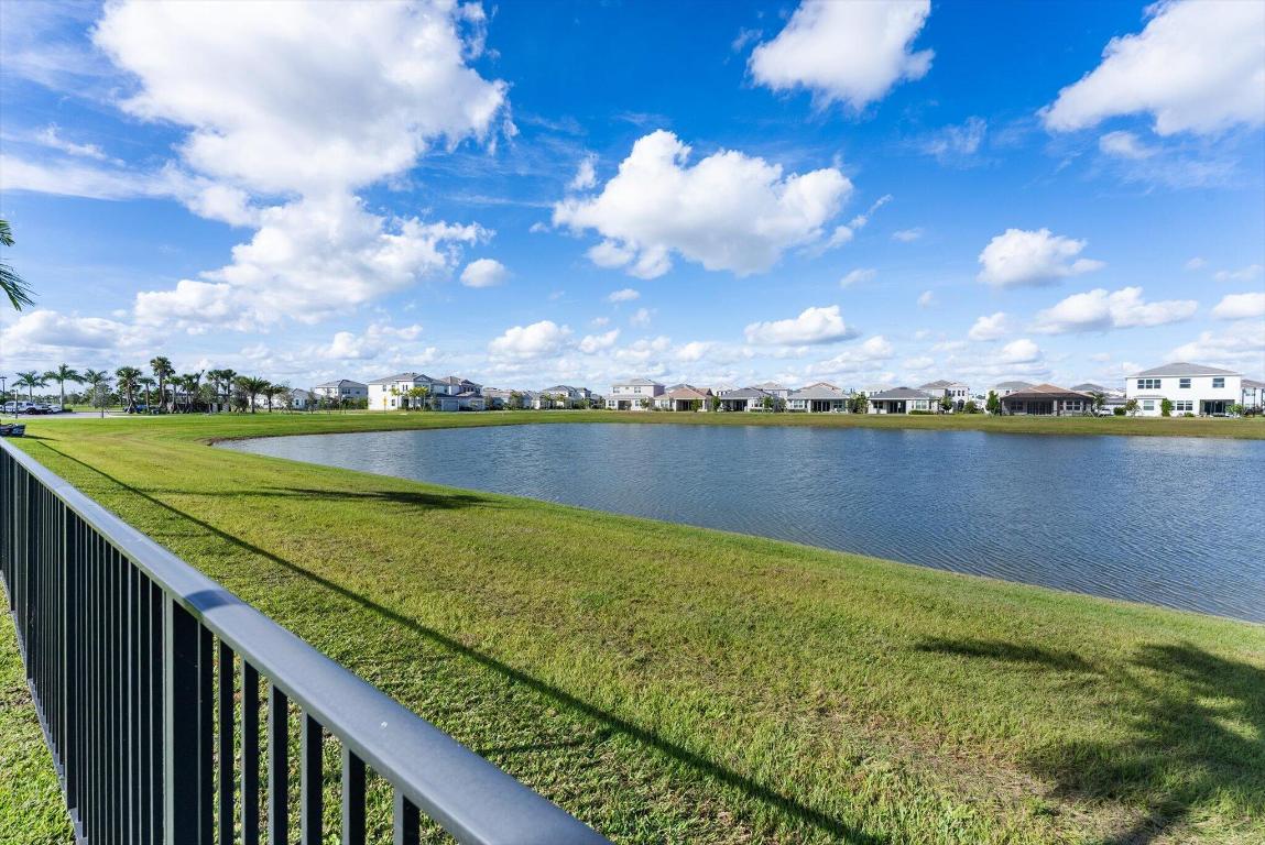 Pines Of Westlake - Residential