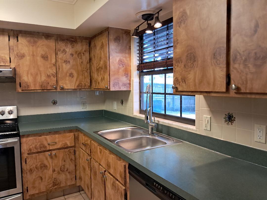 PORT ST LUCIE SECTION 1 - Residential Lease