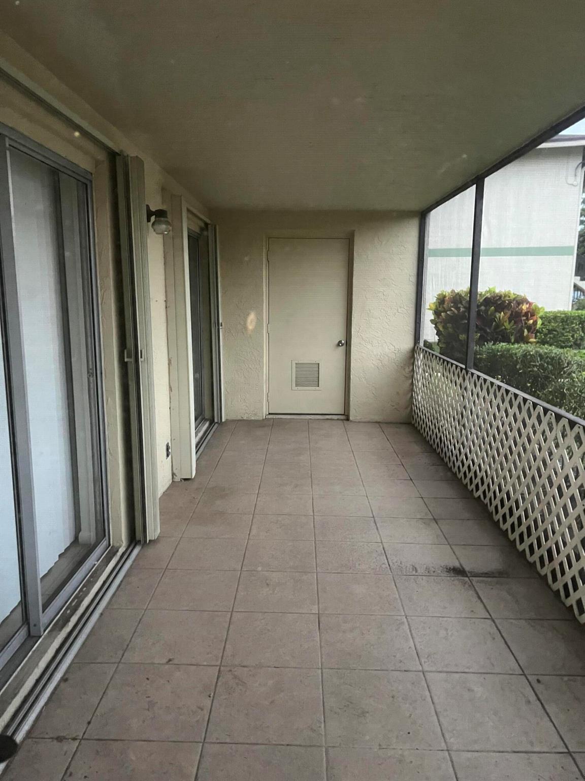CHASEWOOD OF JUPITER COND - Residential Lease