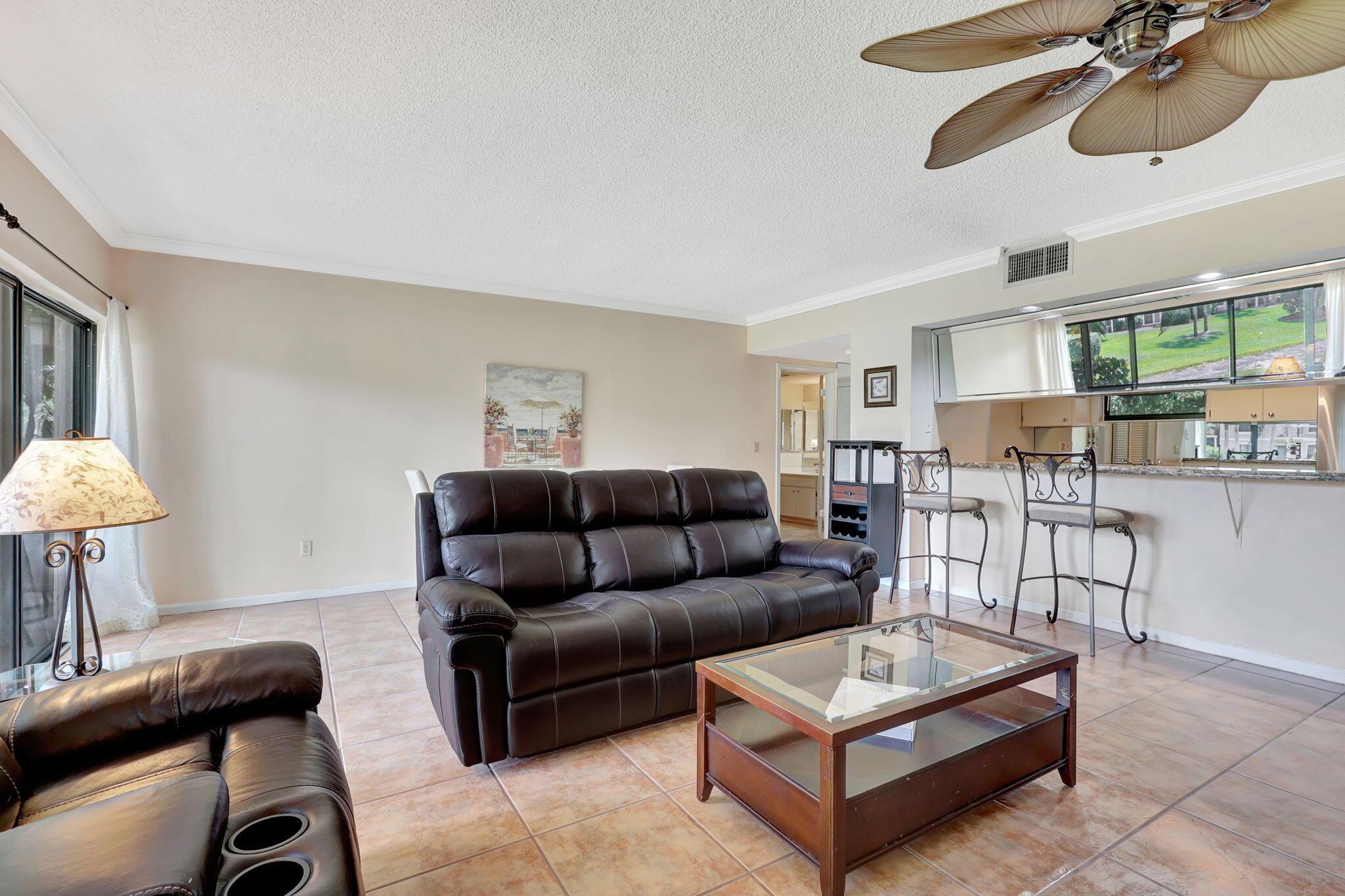 11863 Wimbledon Circle 440