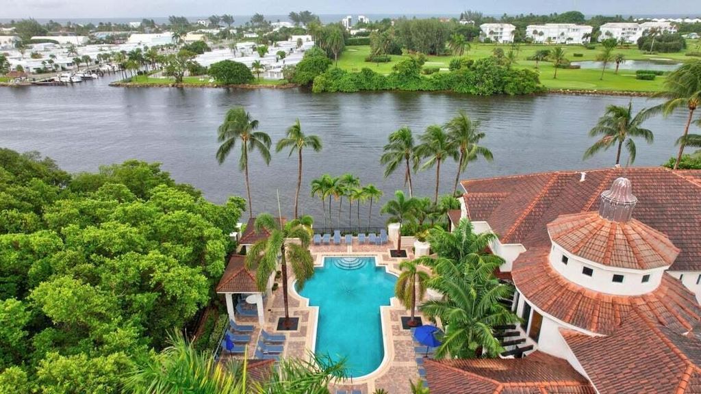 Photo of 2120 Tuscany Way, Boynton Beach, FL 33435 (MLS # B26027863)