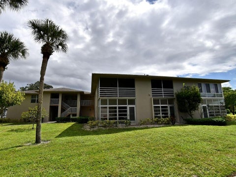 Photo of 26 Lake Vista Trail #105, Port Saint Lucie, FL 34952 (MLS # B26080360)