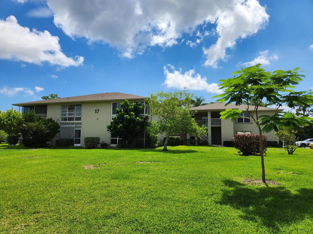 Photo of 17 Lake Vista Trail #103, Port Saint Lucie, FL 34952 (MLS # R11000354)