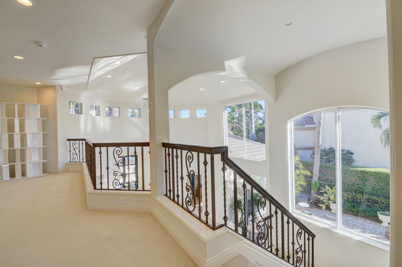 RIO DEL REY SHORES - Residential