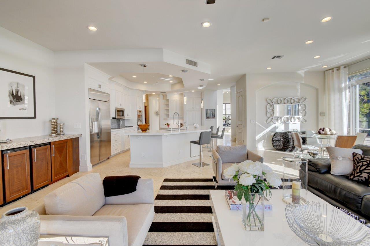 RIO DEL REY SHORES - Residential