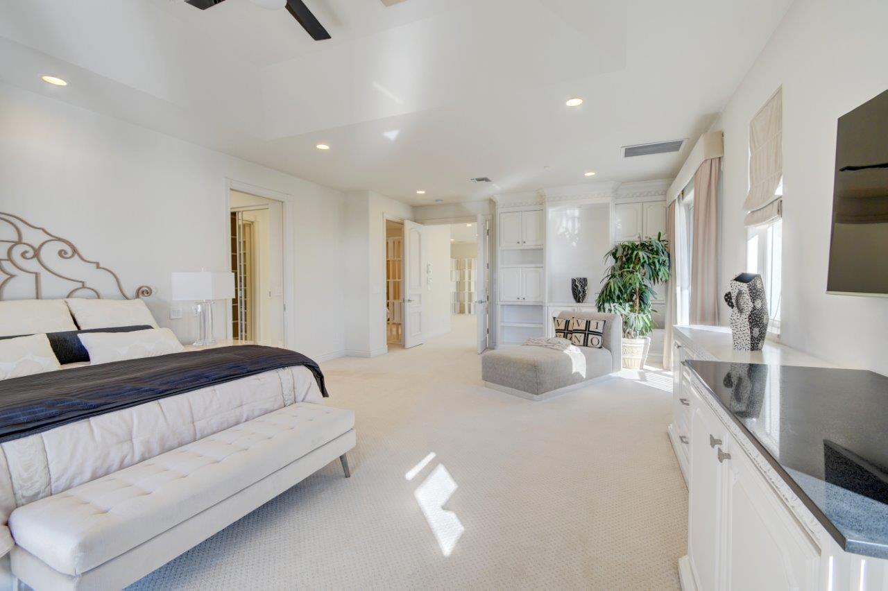 RIO DEL REY SHORES - Residential