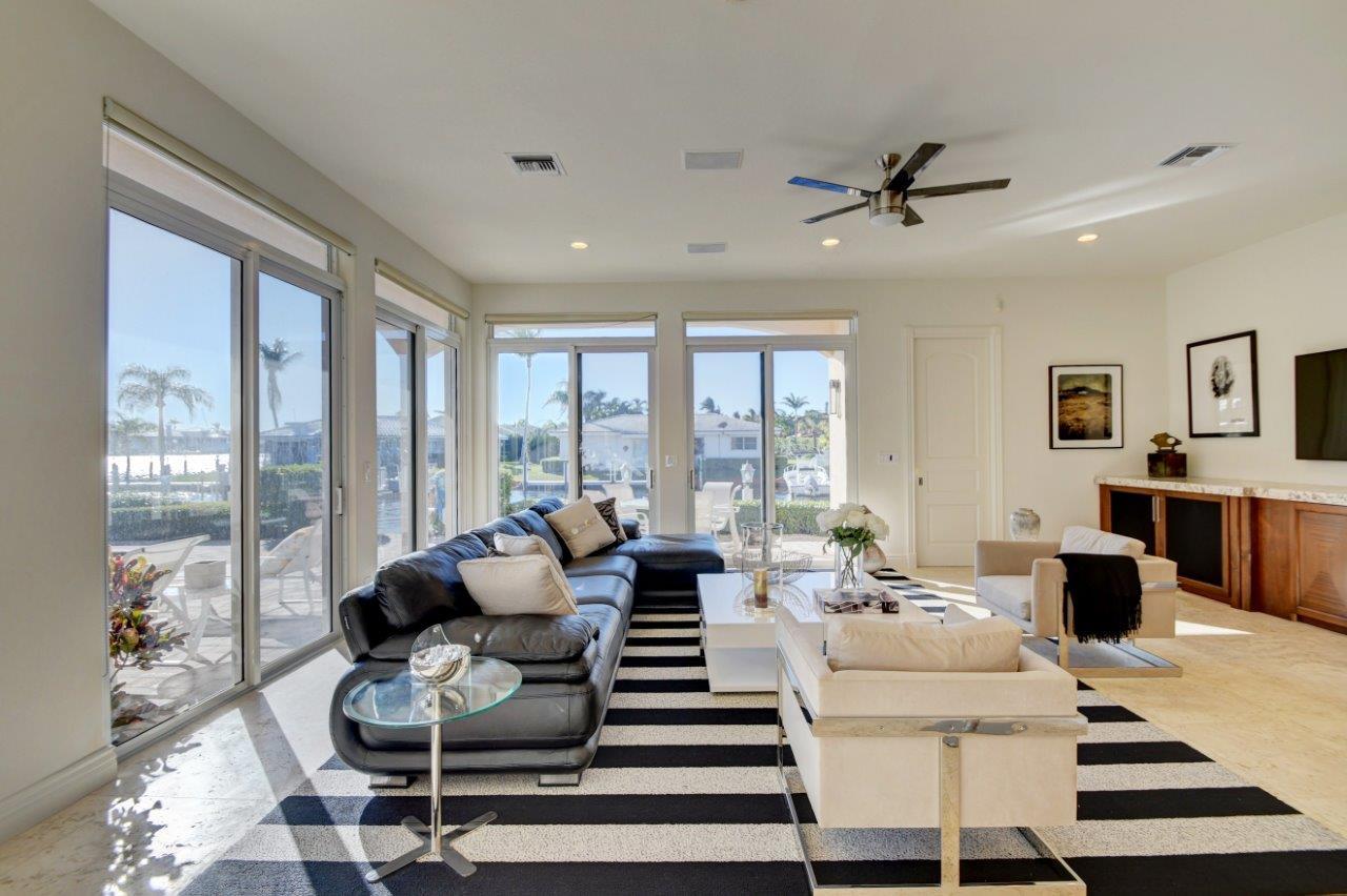 RIO DEL REY SHORES - Residential