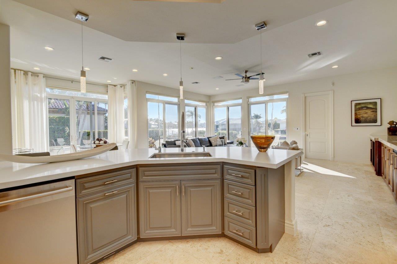 RIO DEL REY SHORES - Residential