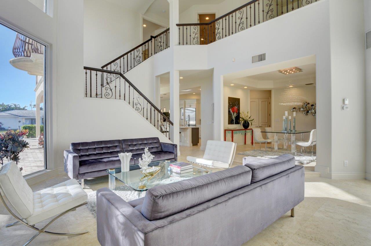 RIO DEL REY SHORES - Residential