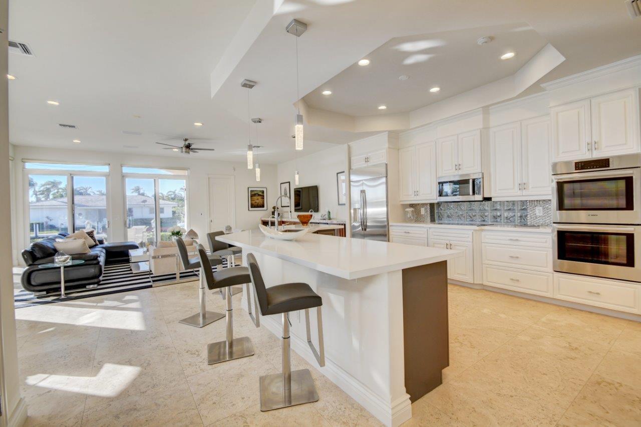 RIO DEL REY SHORES - Residential