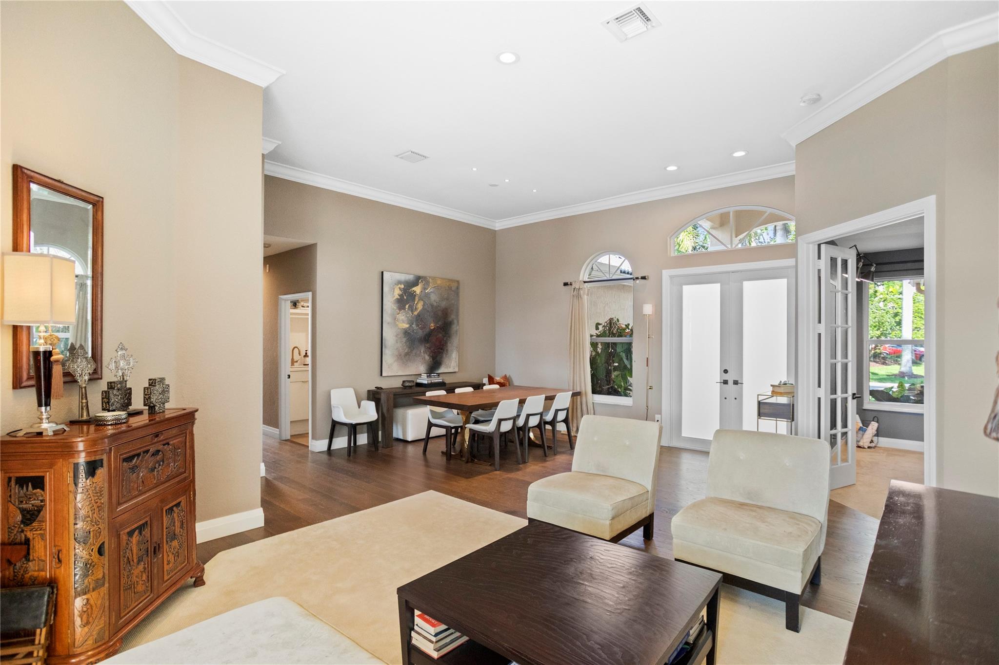 936 Windward Way