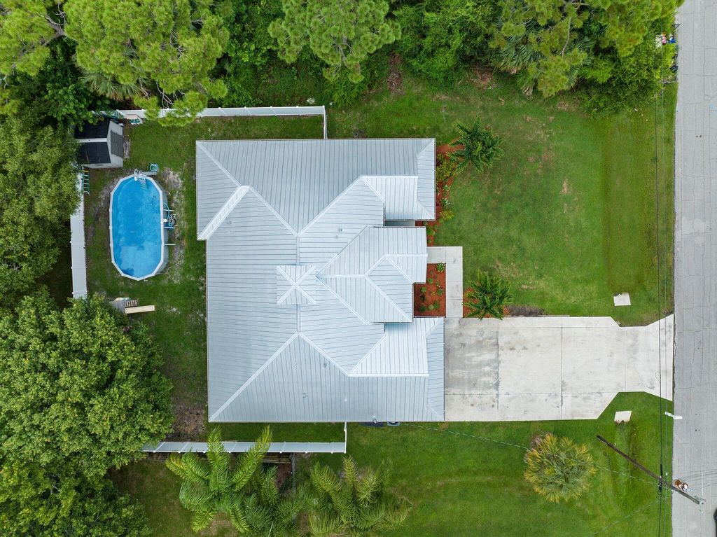 Photo of 5713 Myrtle Drive, Fort Pierce, FL 34982 (MLS # B26007985)