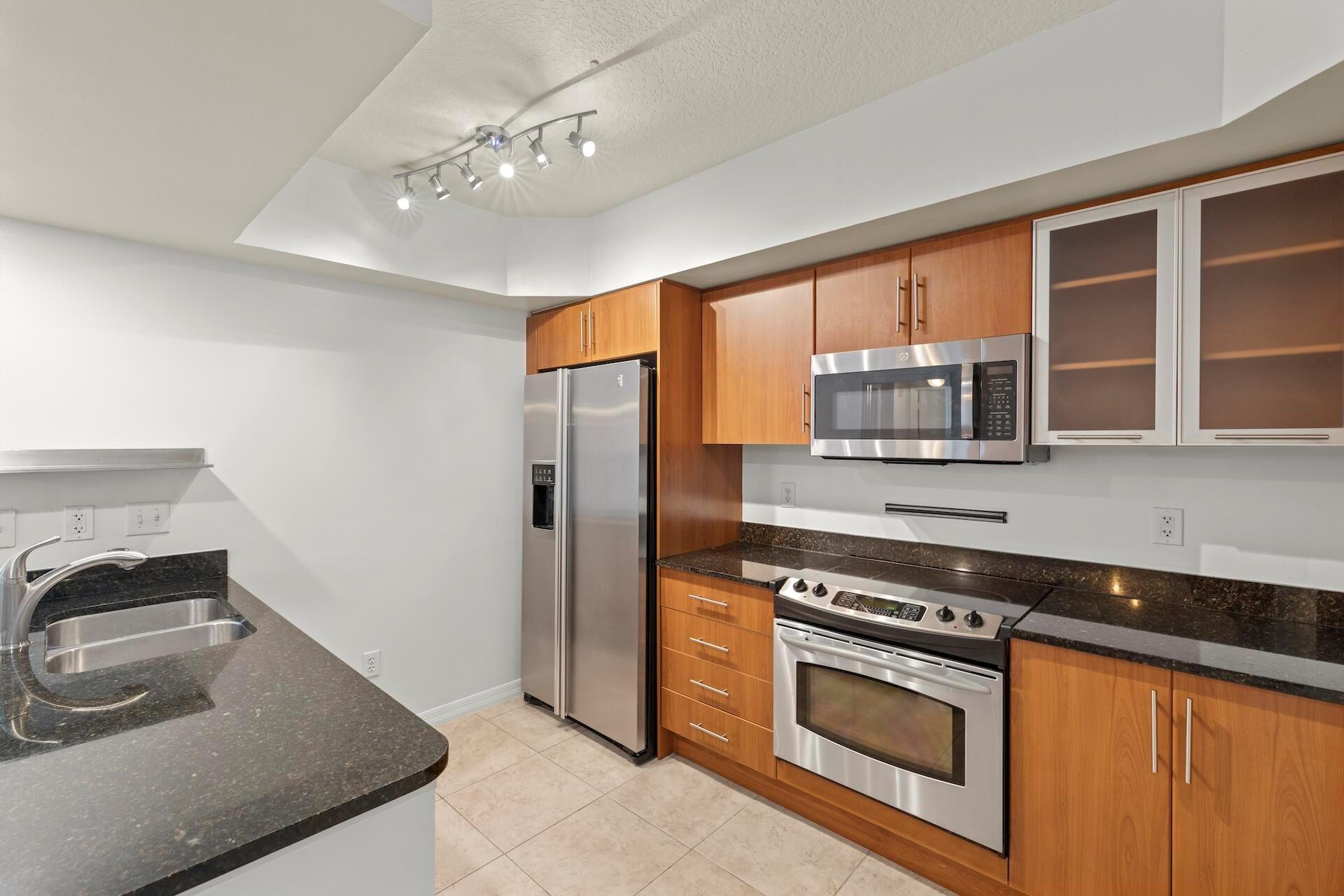 600 S Dixie Highway 535