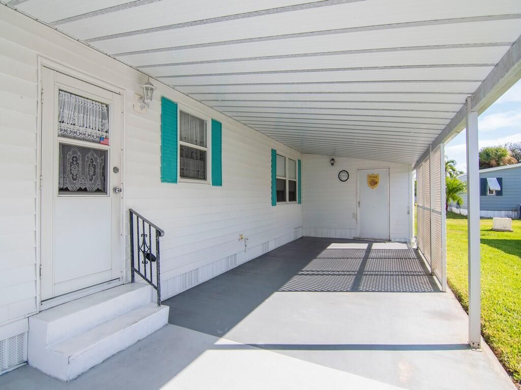 Photo of 236 NE Sunshine Lane, Jensen Beach, FL 34957 (MLS # R11143283)