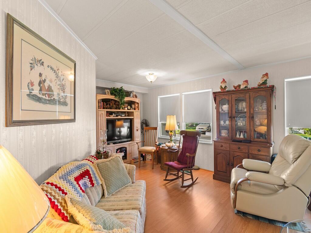 Pinelake Village - Residential