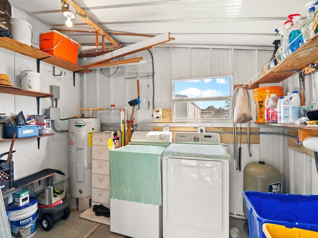 Pinelake Village - Residential