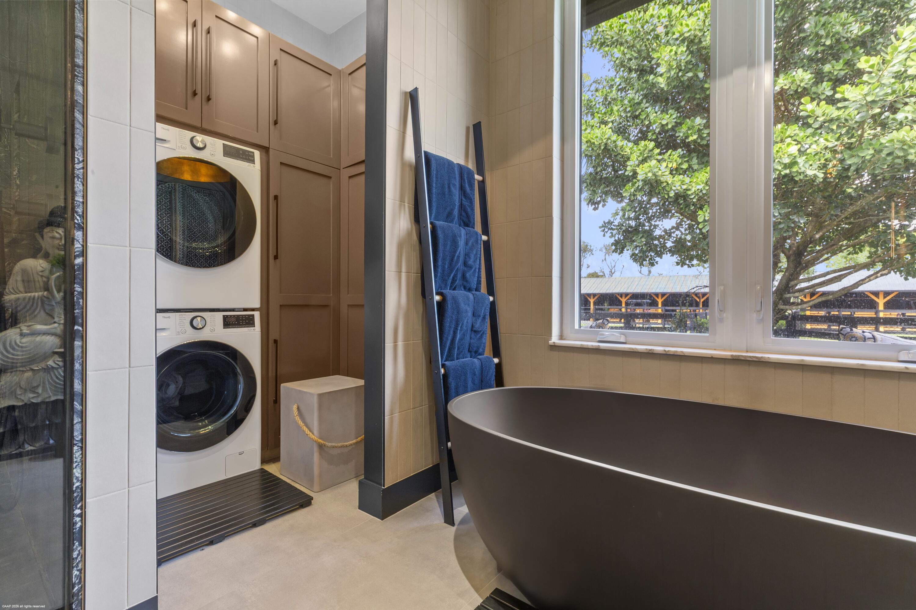 SADDLE TRAIL PARK OF WELLINGTON - Residential