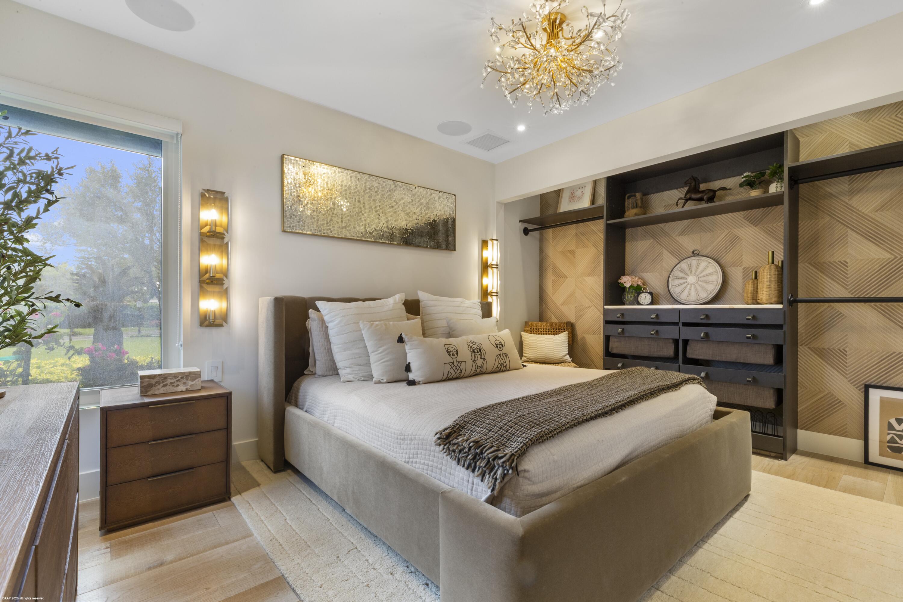 SADDLE TRAIL PARK OF WELLINGTON - Residential