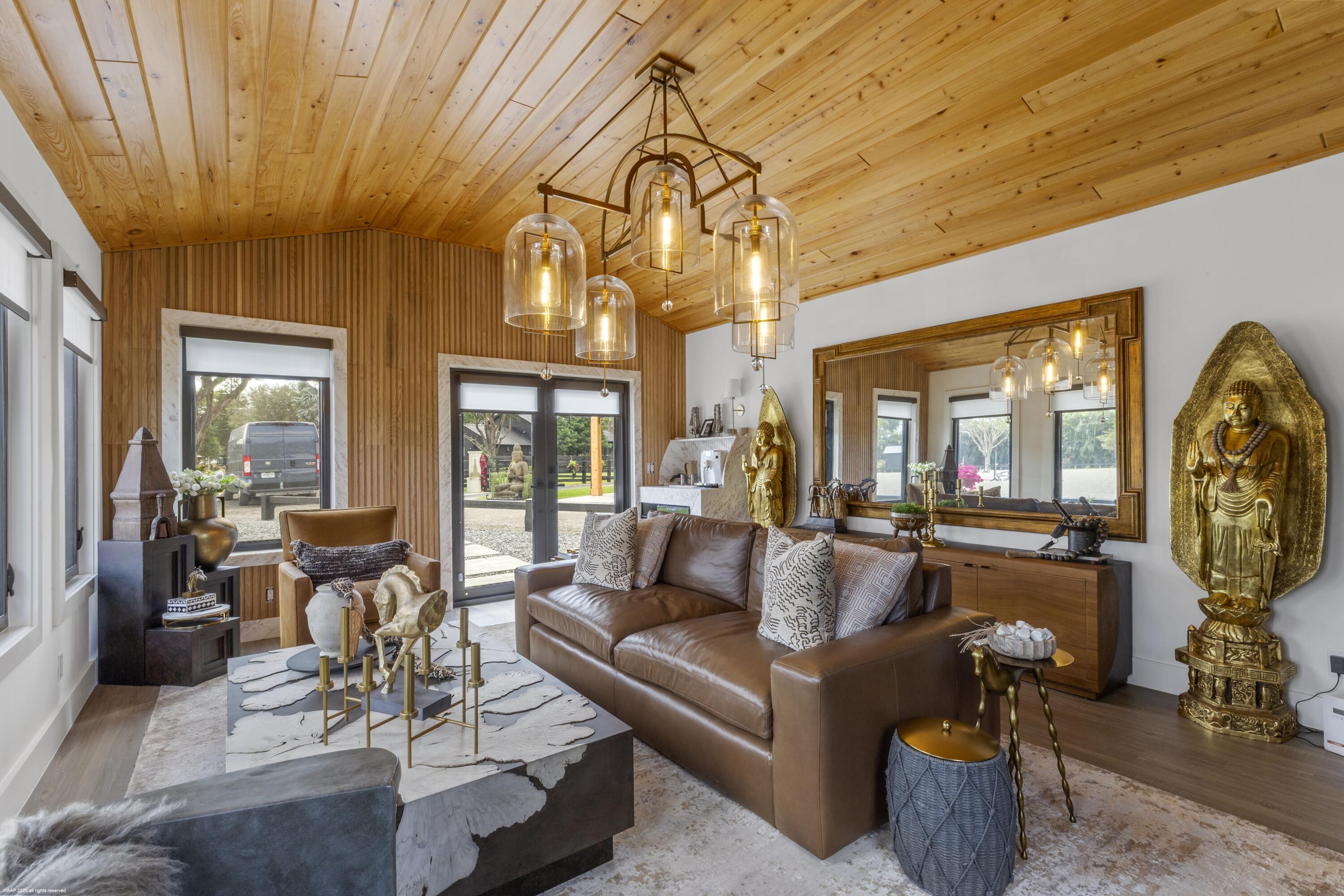 SADDLE TRAIL PARK OF WELLINGTON - Residential