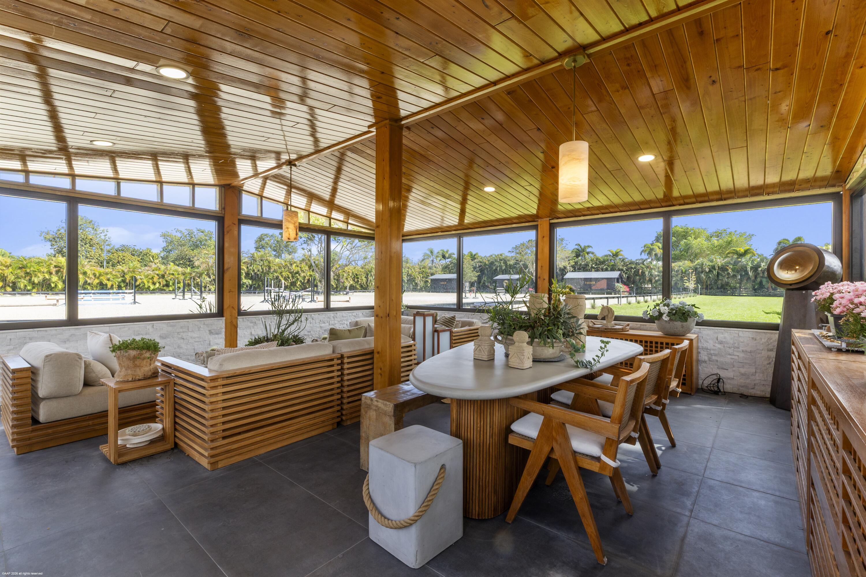 SADDLE TRAIL PARK OF WELLINGTON - Residential