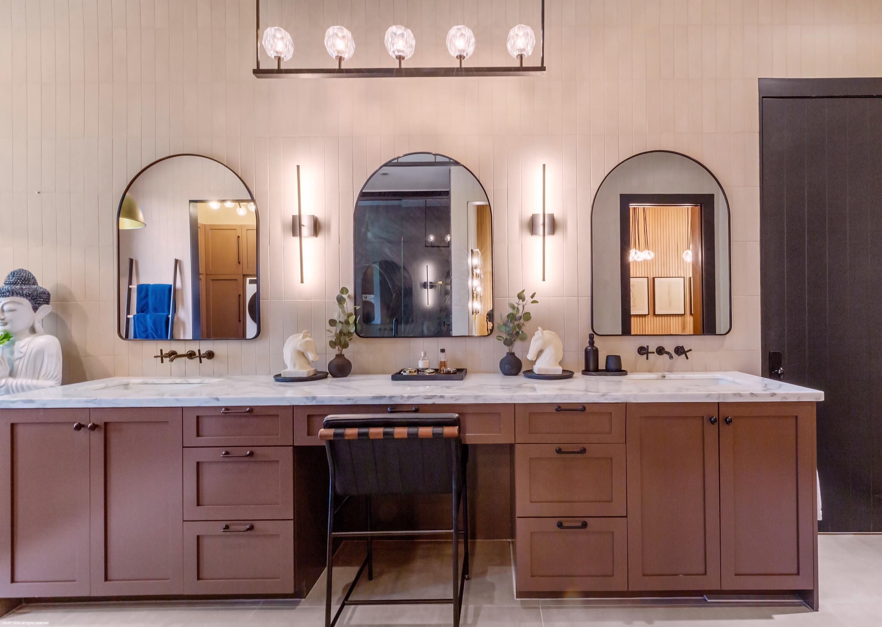 SADDLE TRAIL PARK OF WELLINGTON - Residential