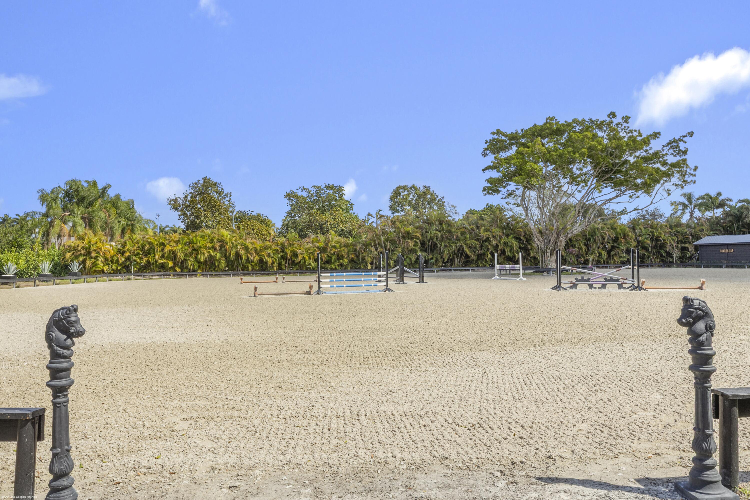 SADDLE TRAIL PARK OF WELLINGTON - Residential