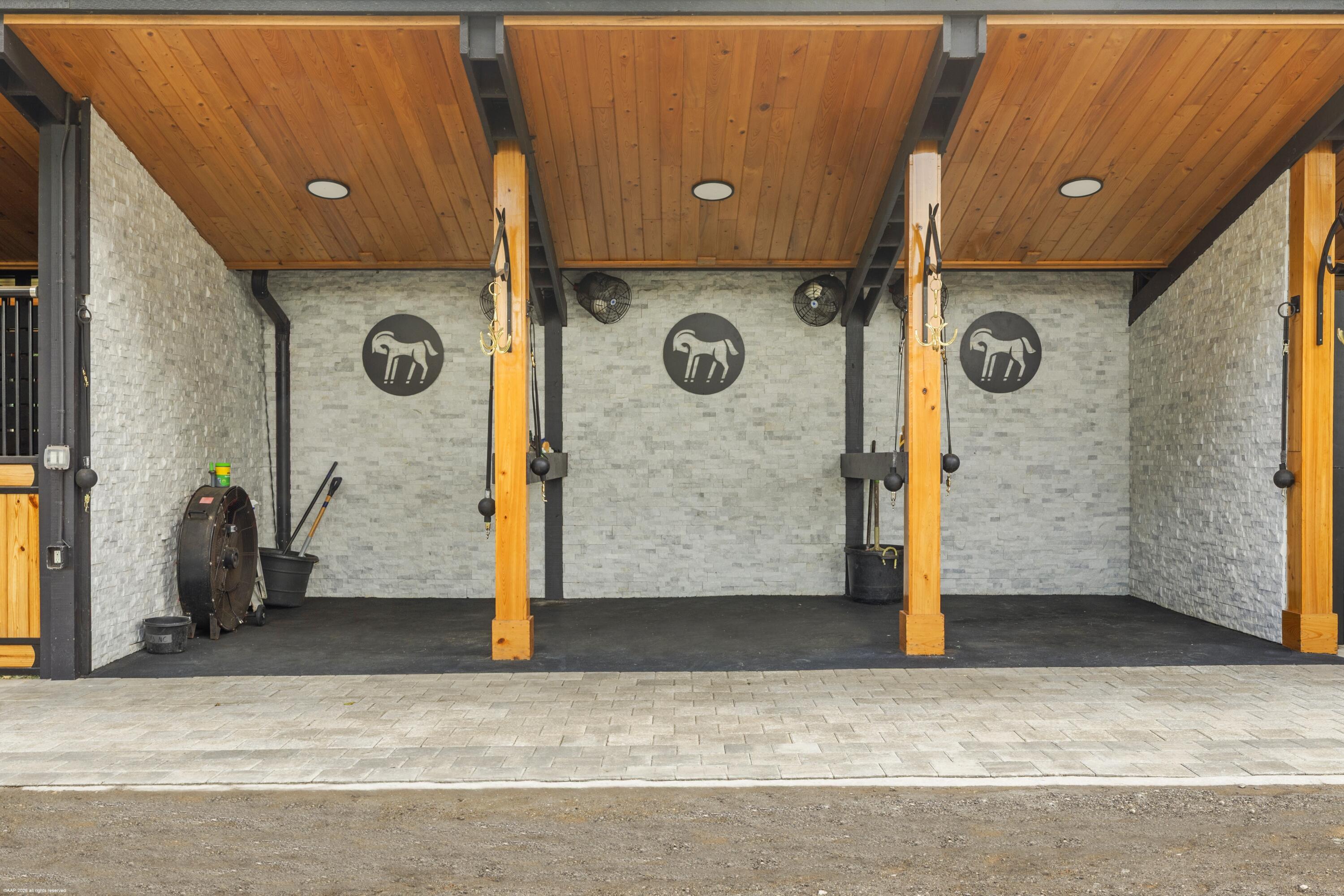 SADDLE TRAIL PARK OF WELLINGTON - Residential