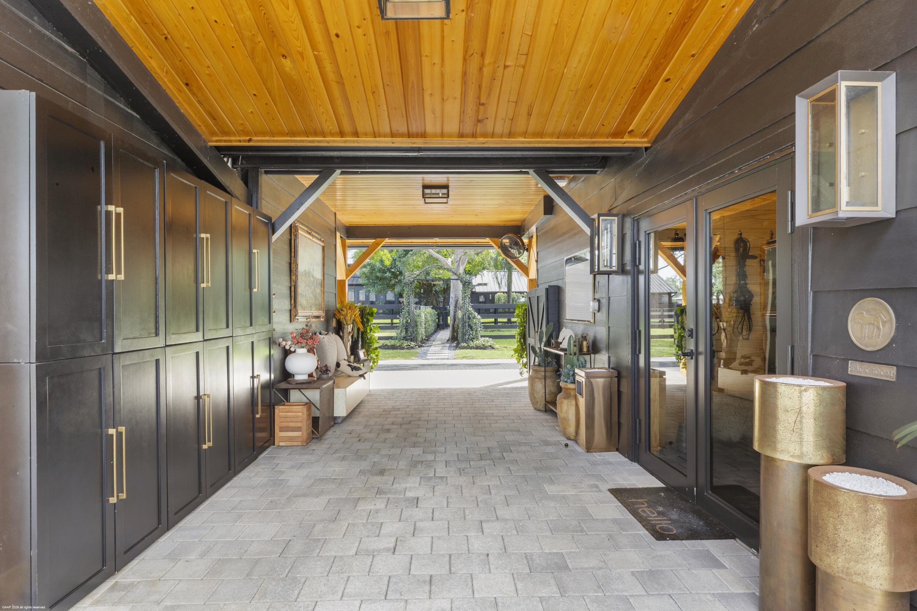 SADDLE TRAIL PARK OF WELLINGTON - Residential