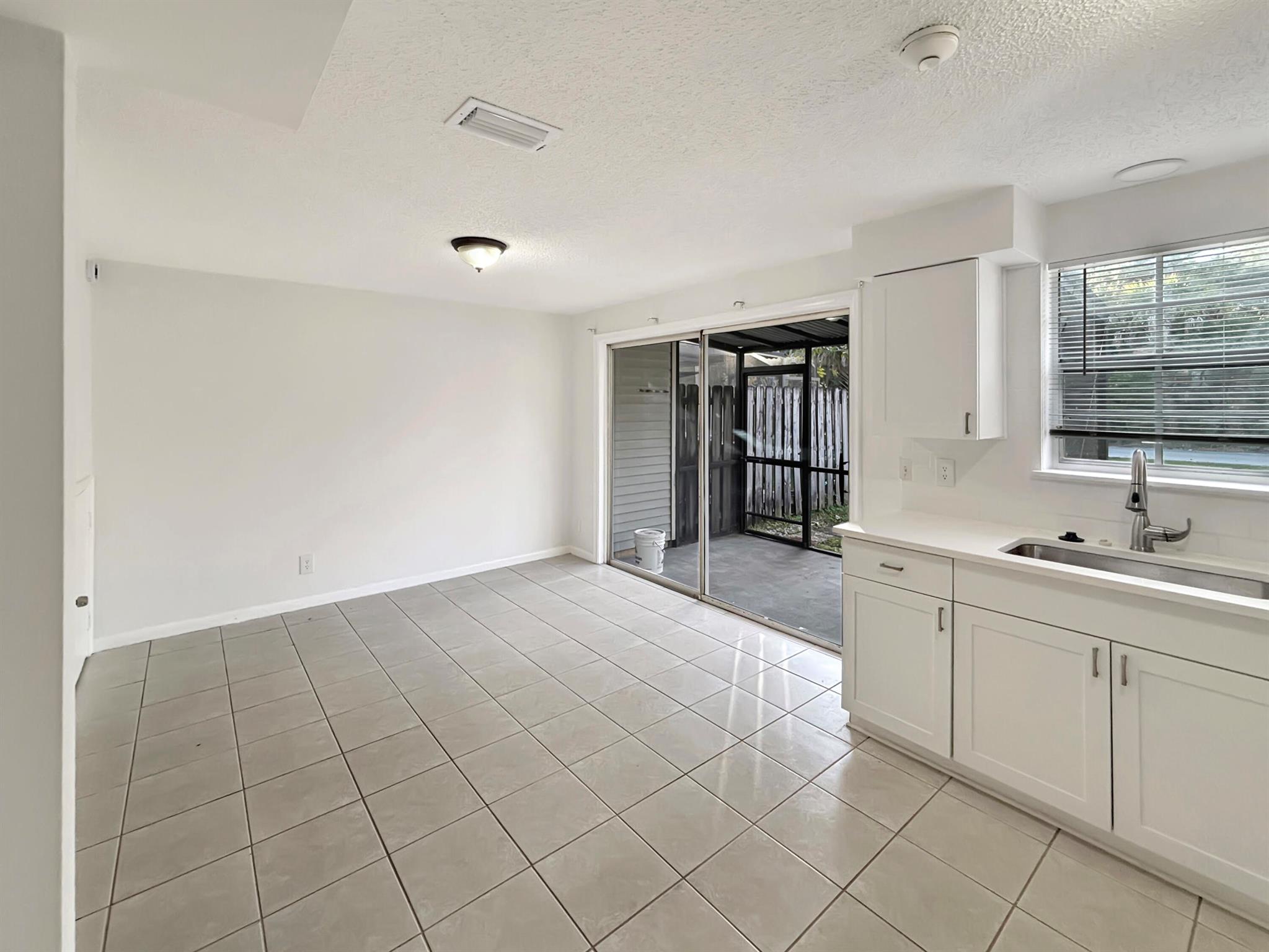 GEORGIAN PARK - Residential Lease