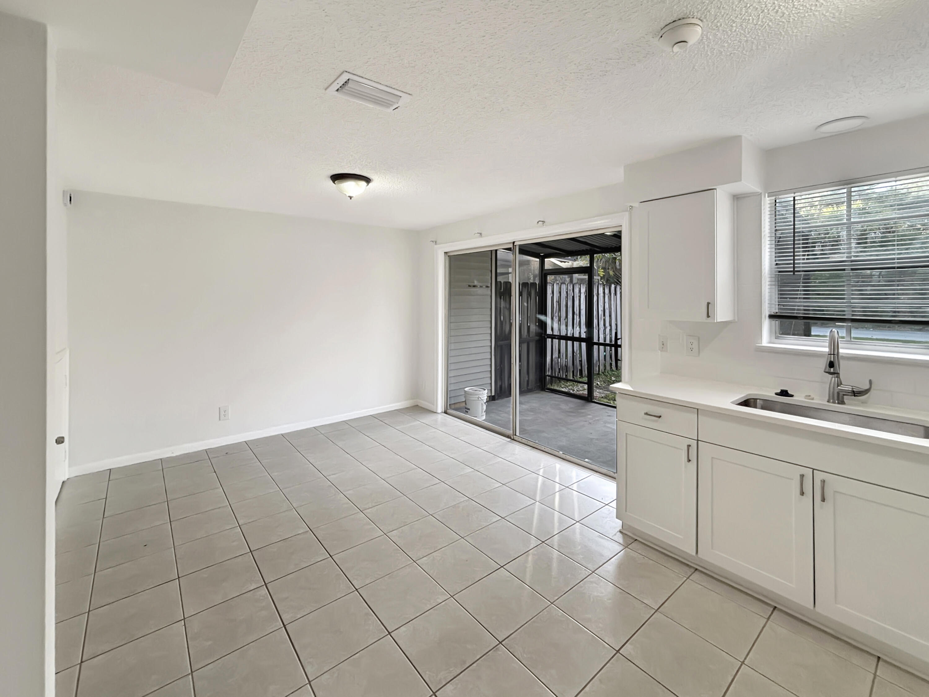 GEORGIAN PARK - Residential Lease