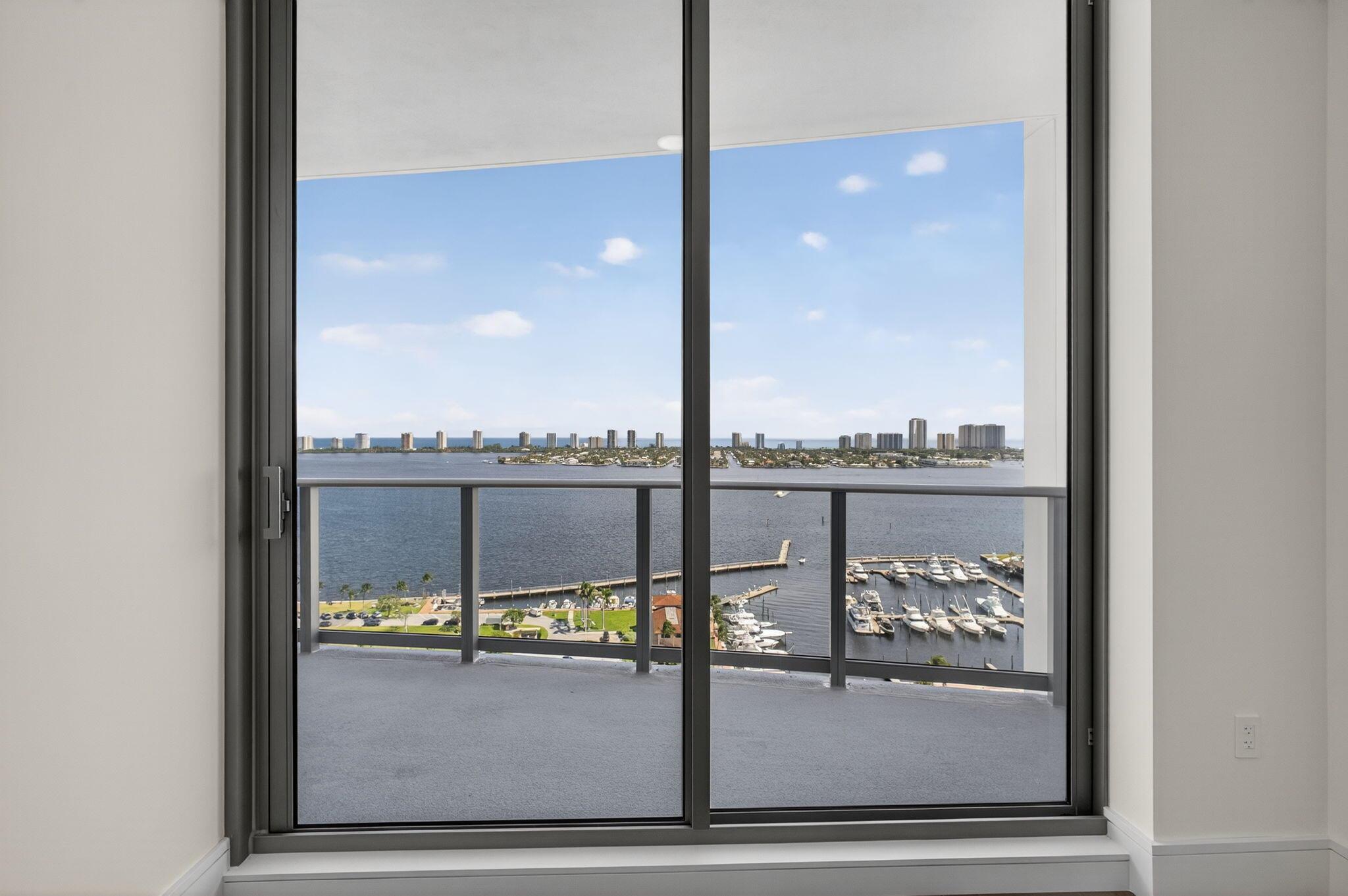 Nautilus 220 Condominium - Residential