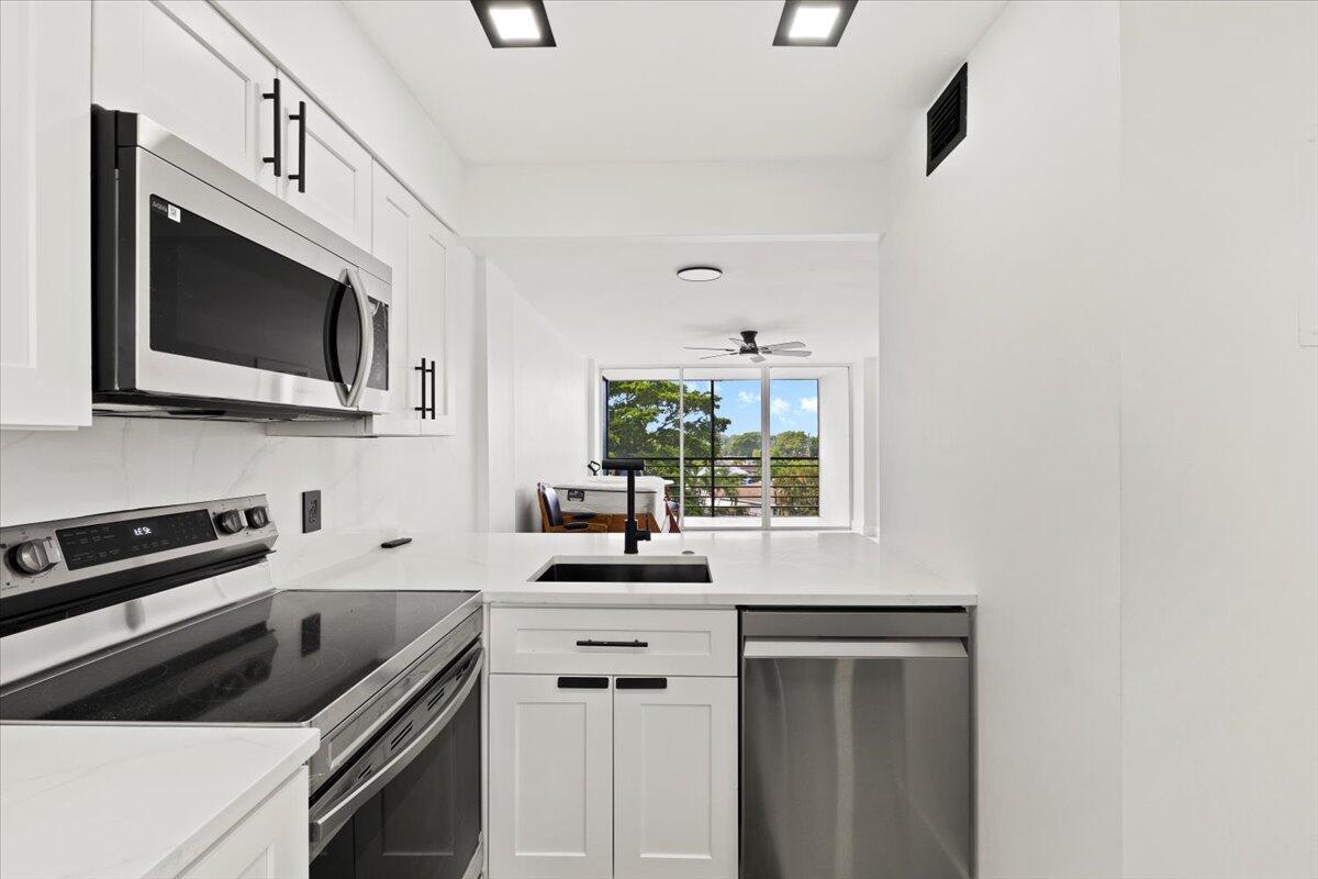 ROYAL PARK CONDO - Residential