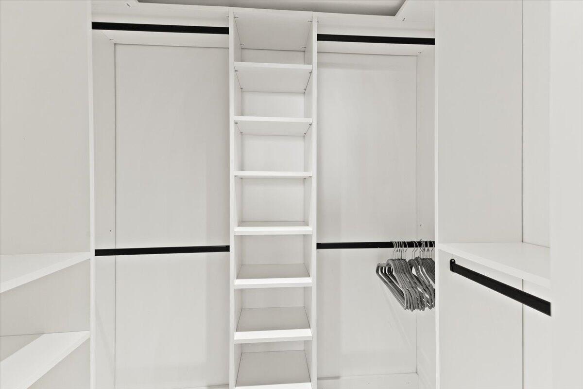 ROYAL PARK CONDO - Residential