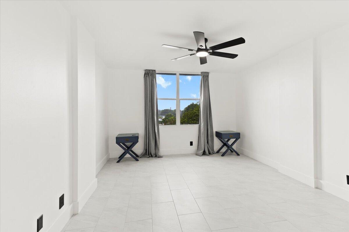 ROYAL PARK CONDO - Residential