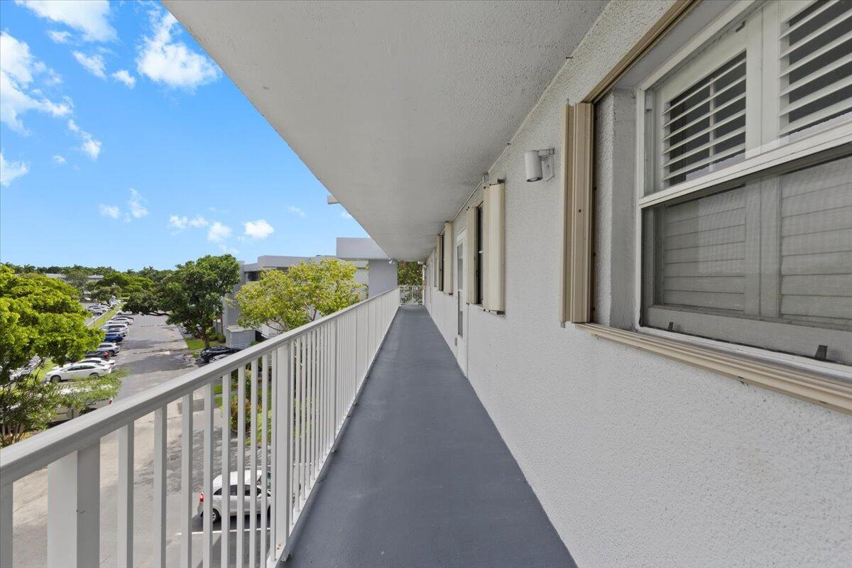 112 Royal Park Drive 4b