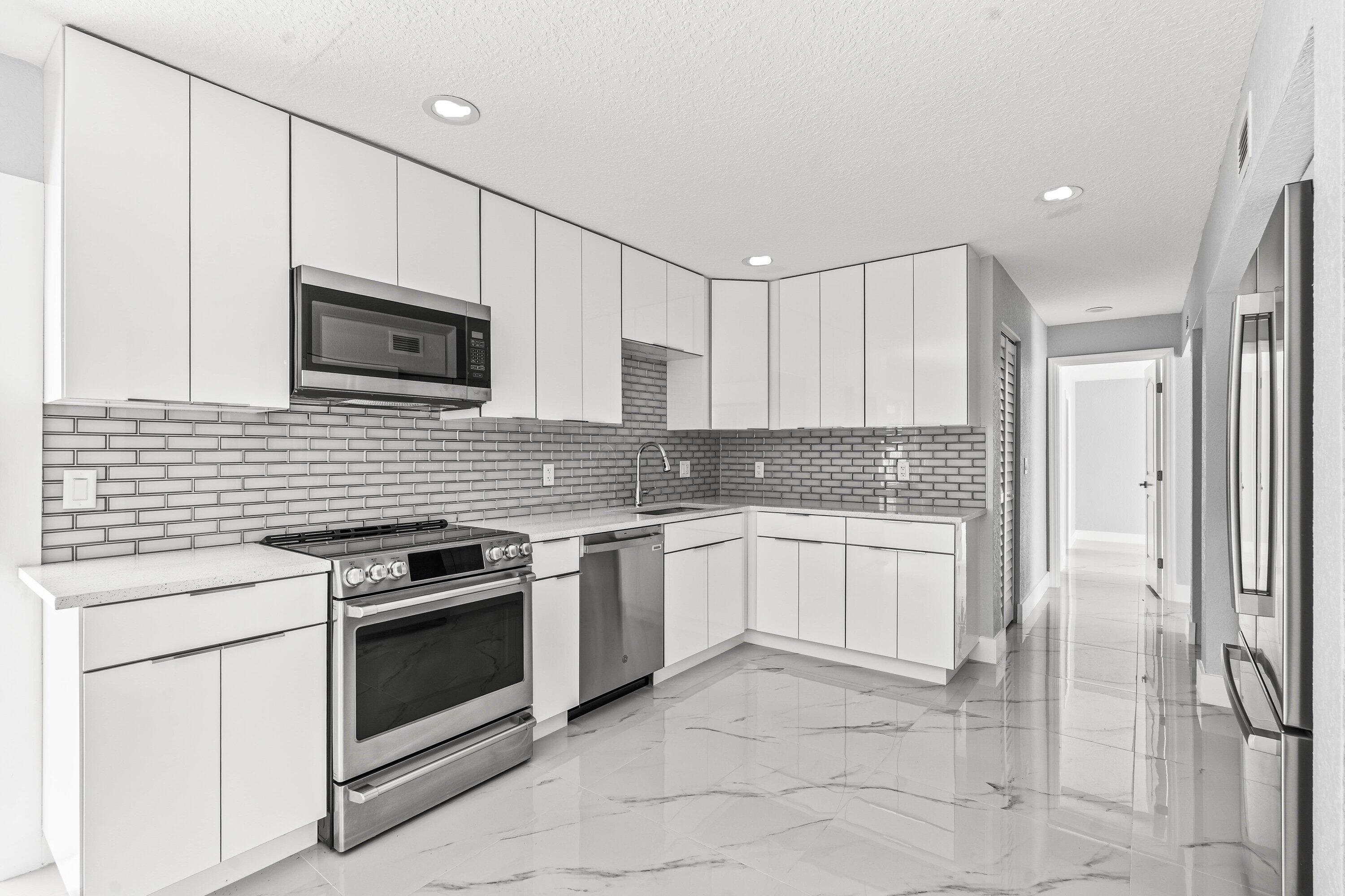 PALM BEACH FARMS CO 7 - Residential