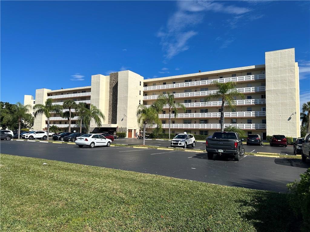 Meadowbrook Lakes - Residential