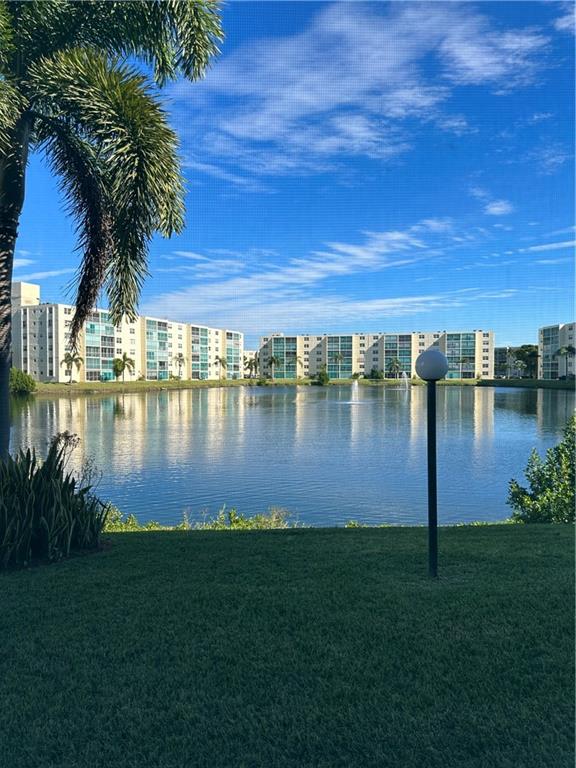 Meadowbrook Lakes - Residential