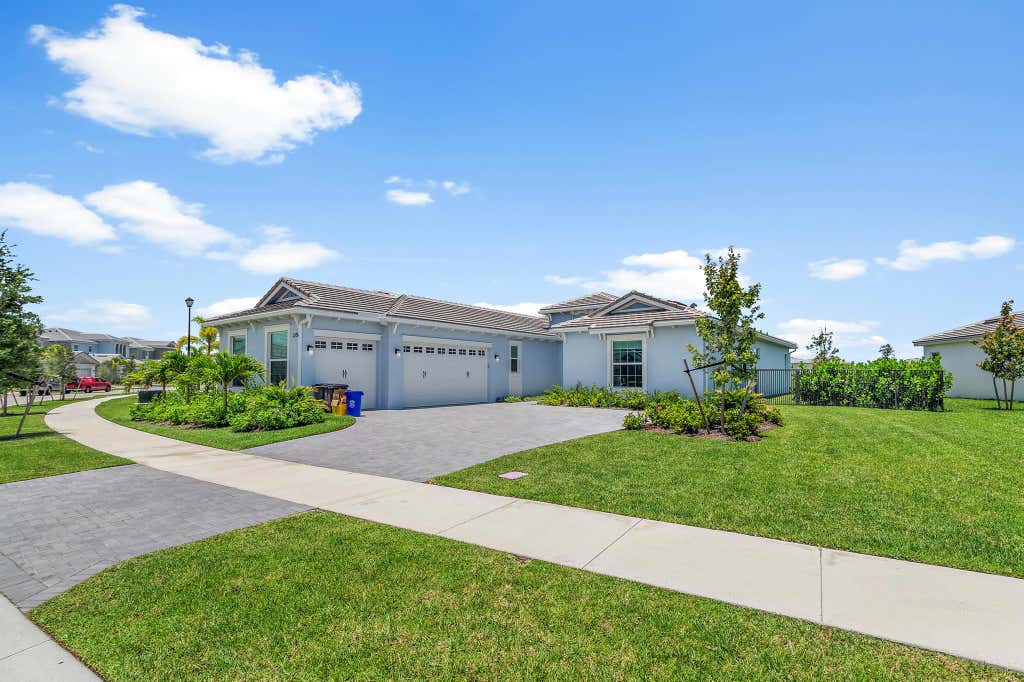 Photo of 5194 Liberty Lane, Westlake, FL 33470 (MLS # R11042905)