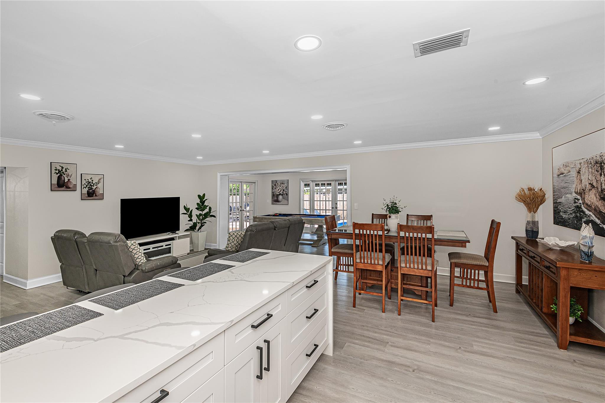 Cypress Point 28-16 B - Residential Lease