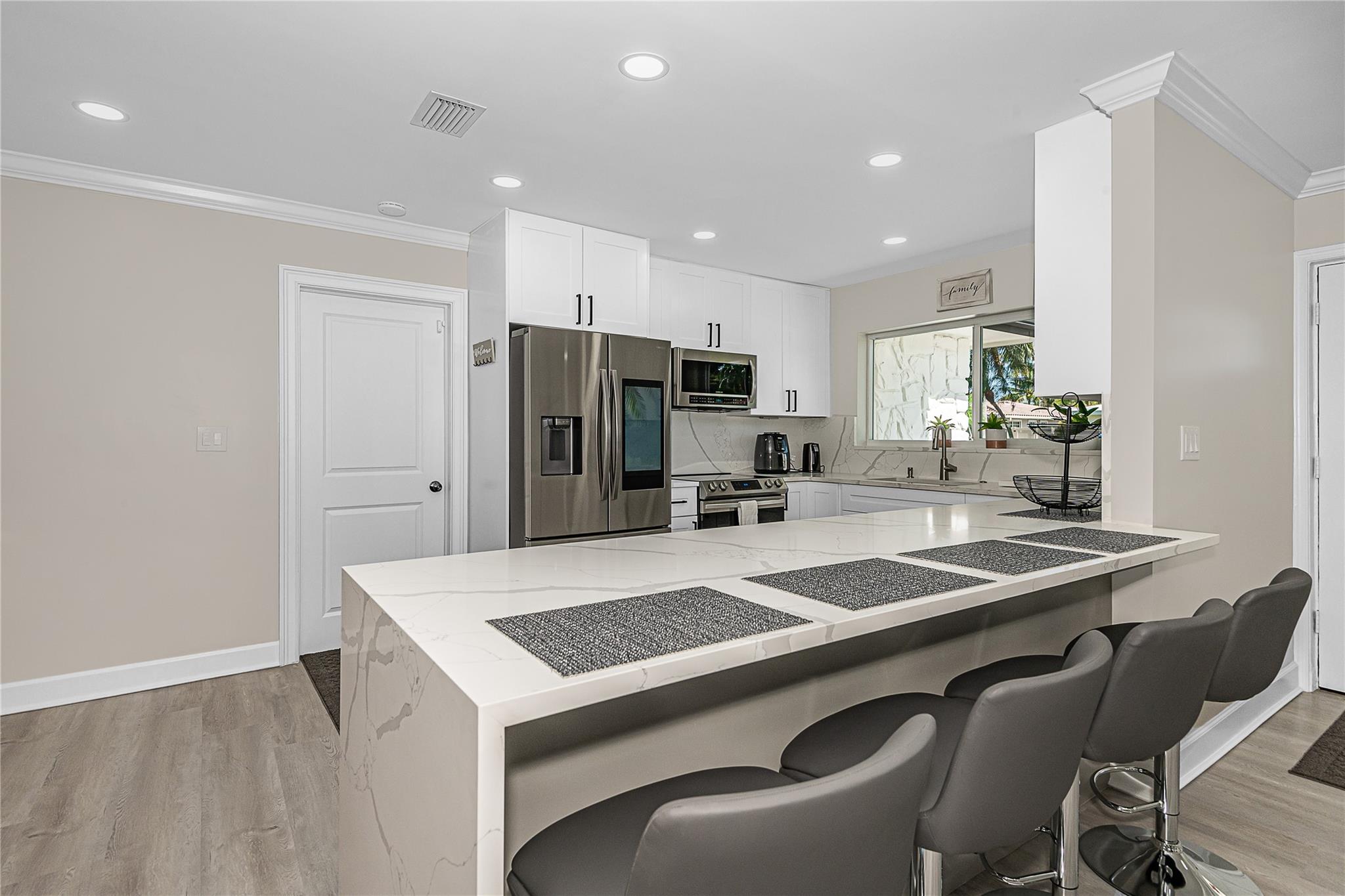 Cypress Point 28-16 B - Residential Lease