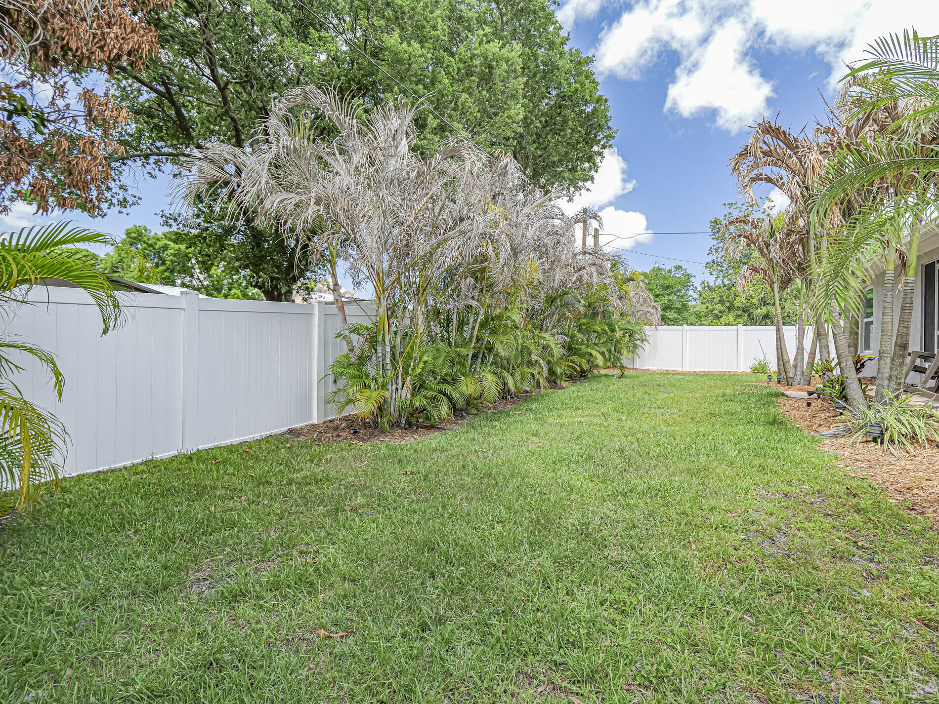 SEBASTIAN HIGHLANDS UNIT 11 - Residential