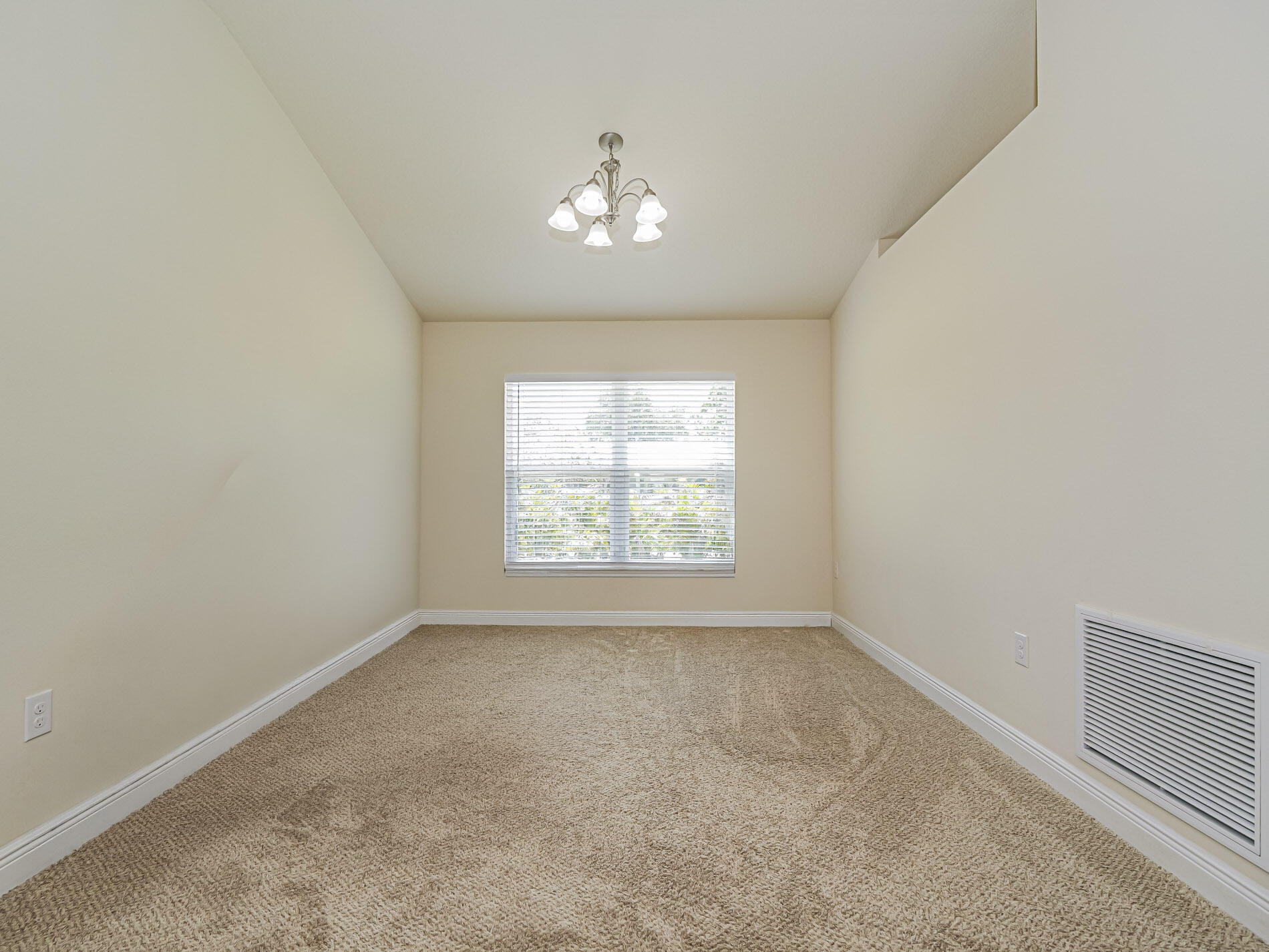 SEBASTIAN HIGHLANDS UNIT 11 - Residential