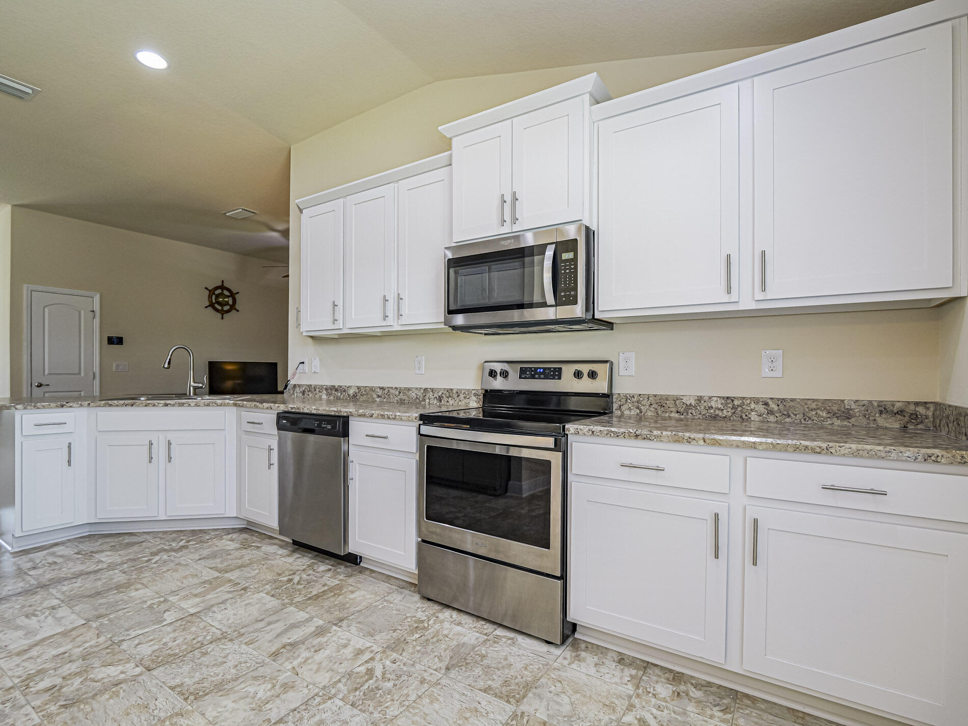 SEBASTIAN HIGHLANDS UNIT 11 - Residential