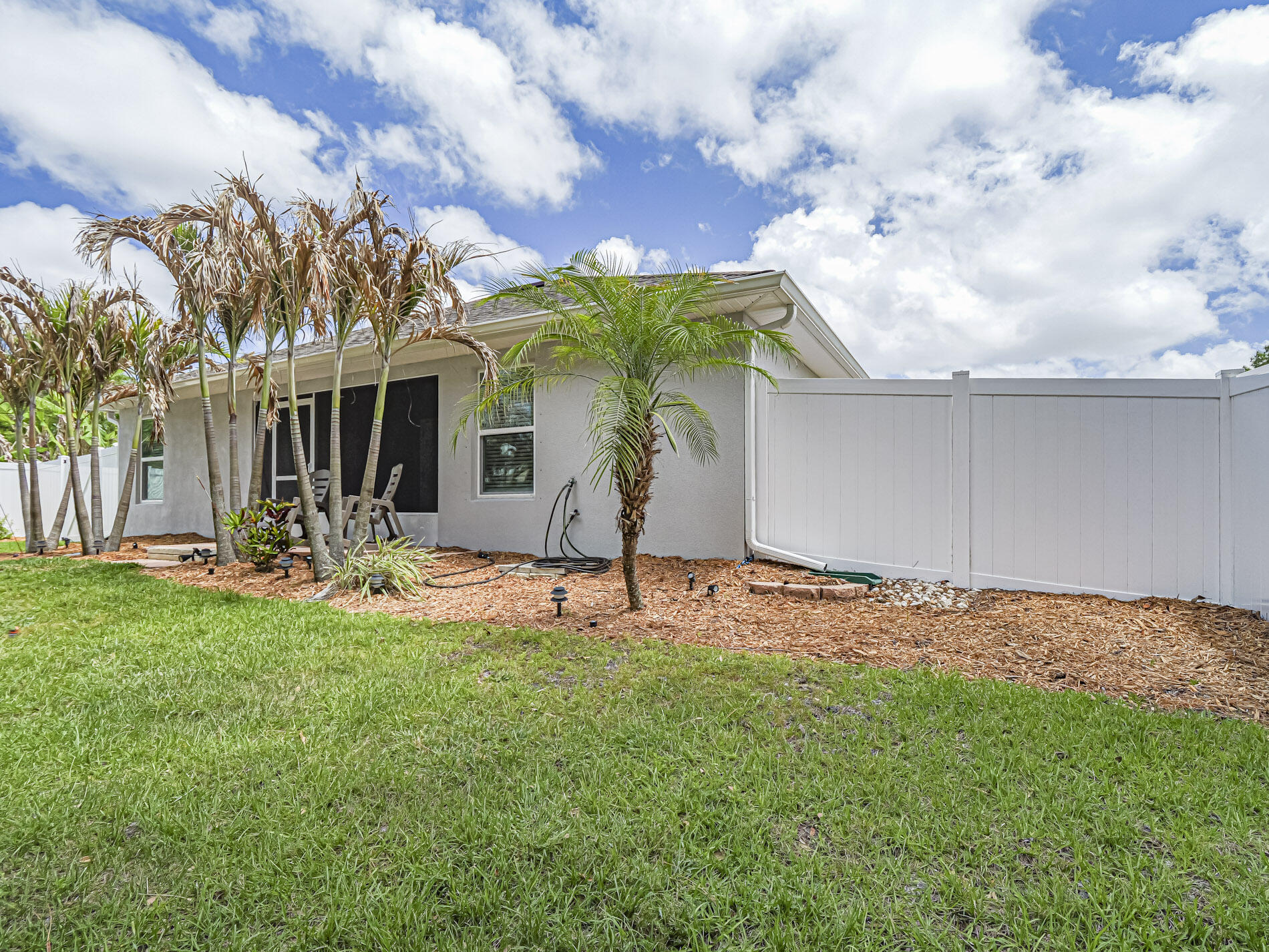 SEBASTIAN HIGHLANDS UNIT 11 - Residential