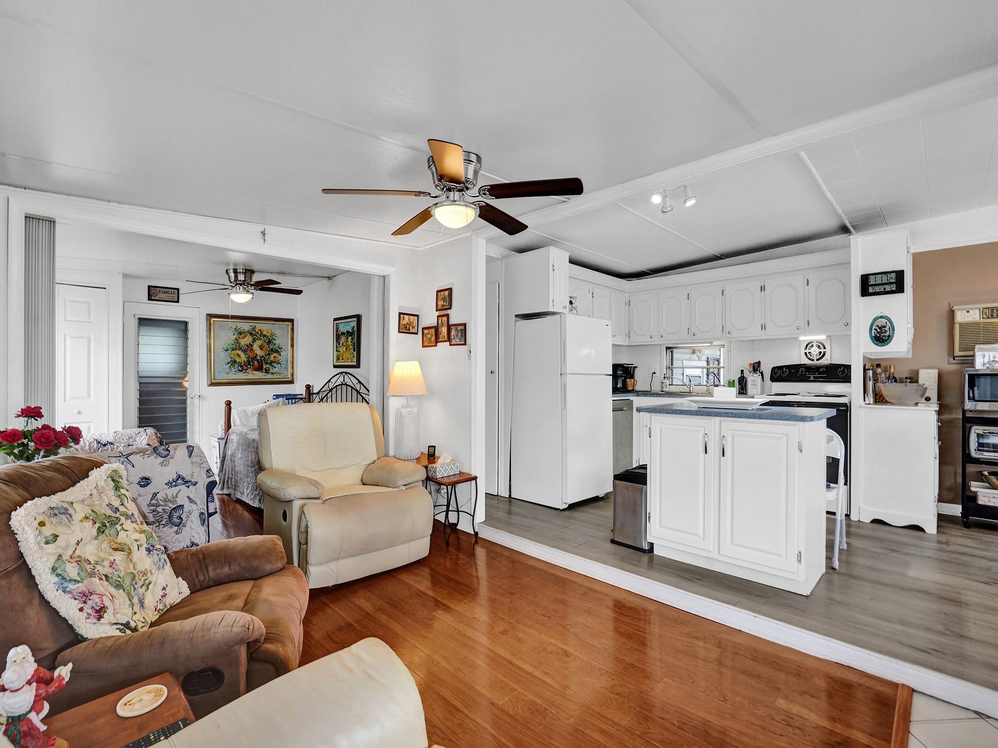 PARK CITY SEC ONE - Residential