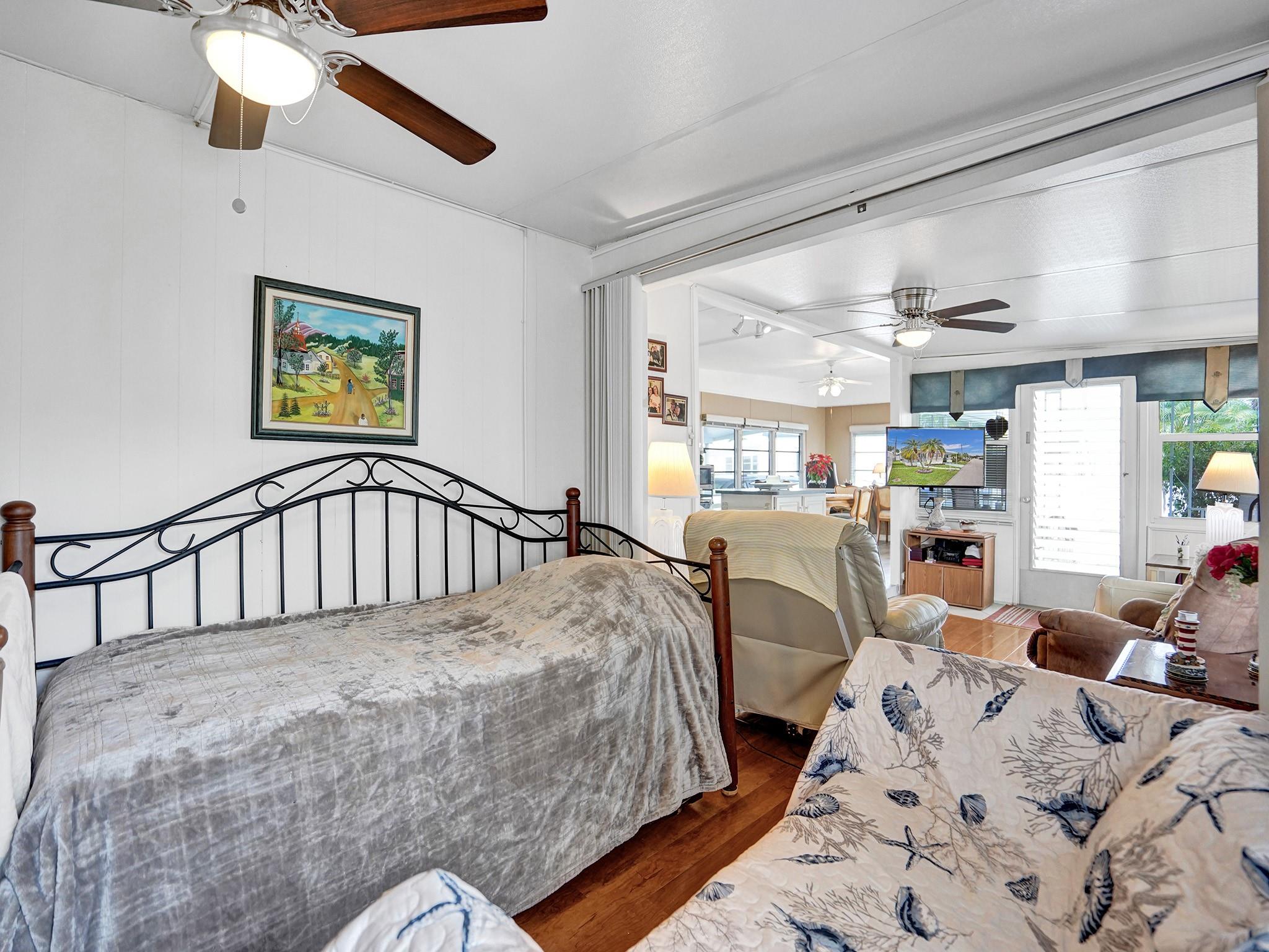 PARK CITY SEC ONE - Residential